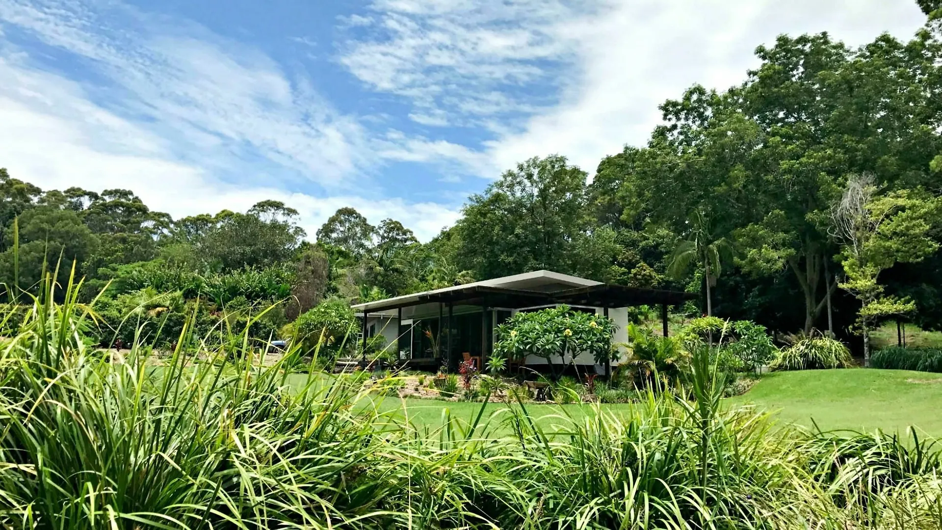 The Lily Pad At Byron Bay Apartment