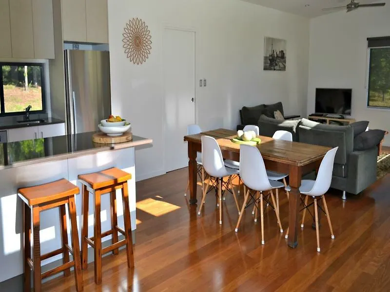 The Lily Pad At Byron Bay Apartment