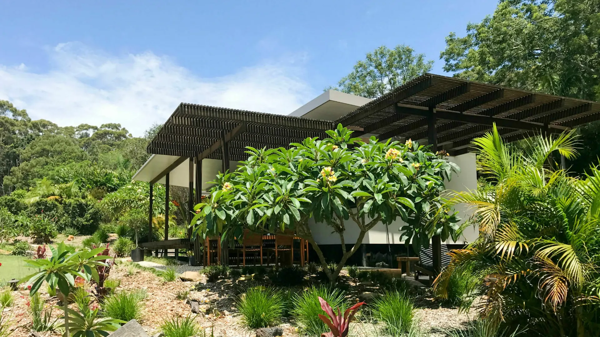 The Lily Pad At Byron Bay Apartment
